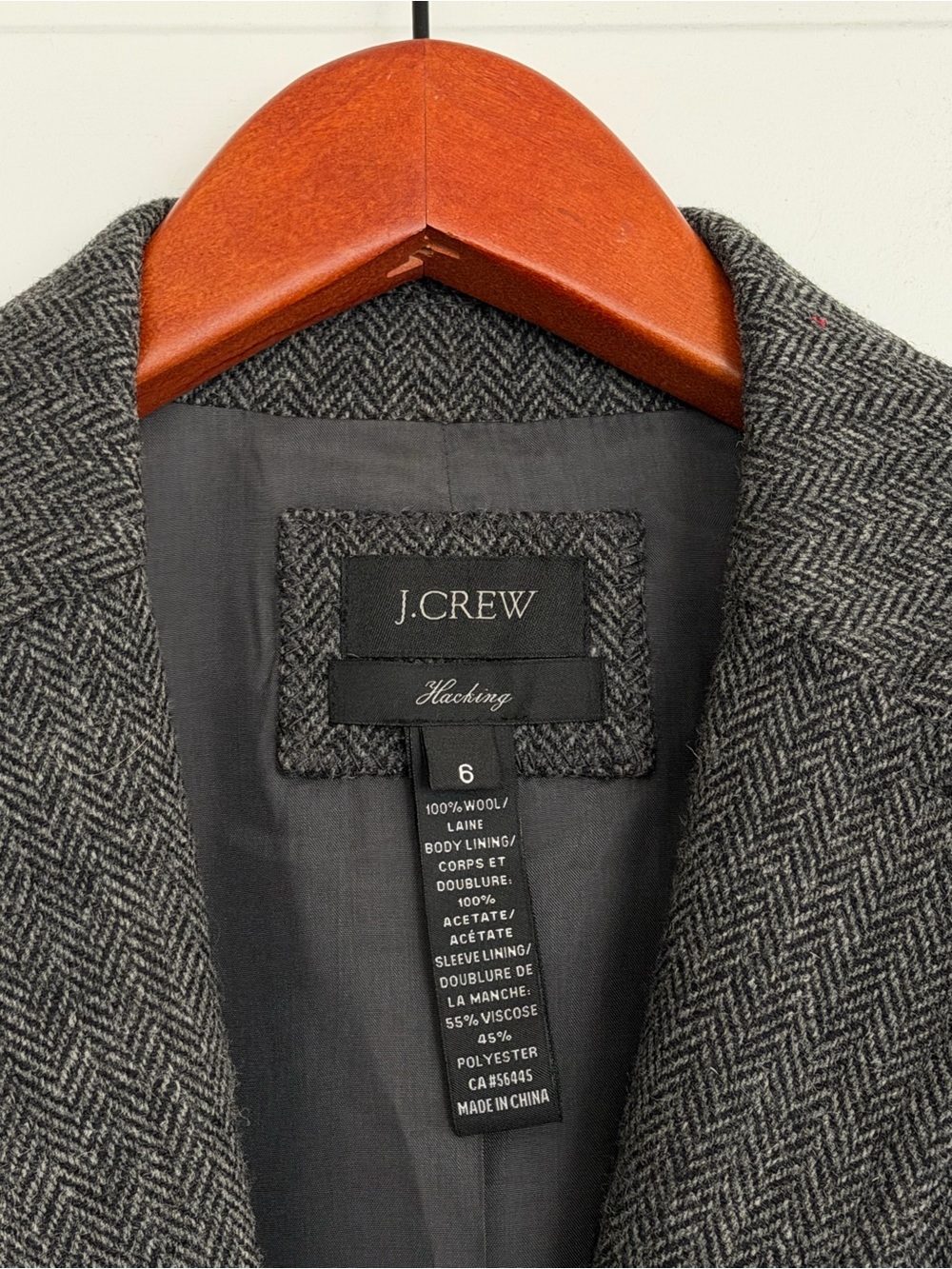 J. Crew 100% Wool Hack ing Blazer in Gray Herringbone Size 6 Preppy Academia - Picture 2 of 15